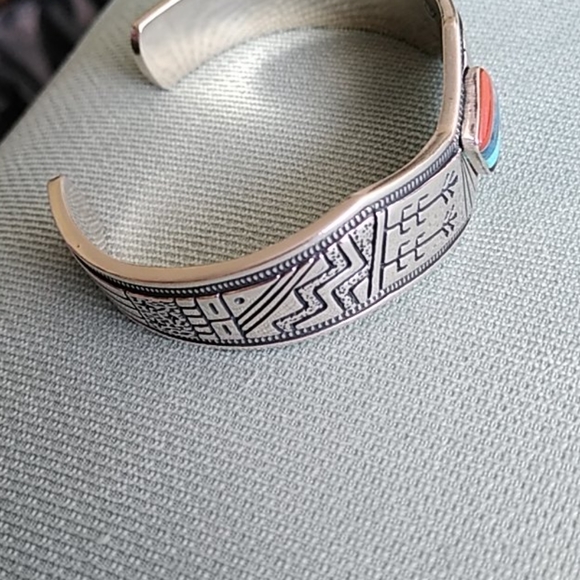 Roderic Tenorio Southwest Sterling Cuff Bracelet - Picture 3 of 12